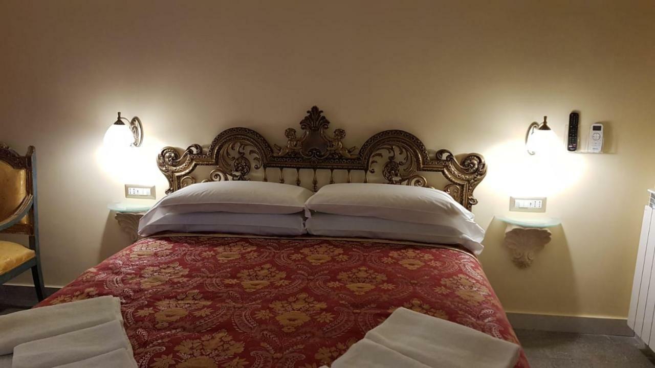 Residence San Mattia Napoli Eksteriør billede