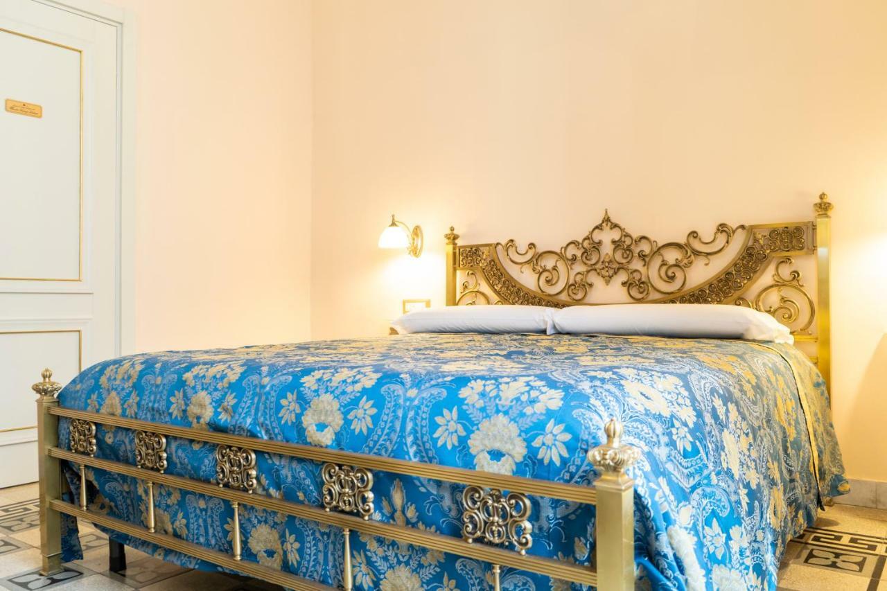Residence San Mattia Napoli Eksteriør billede